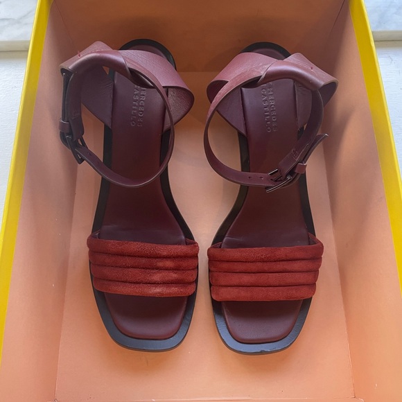 MERCEDES CASTILLO Shoes - MERCEDES CASTILLO Brick Red Heels 8.5